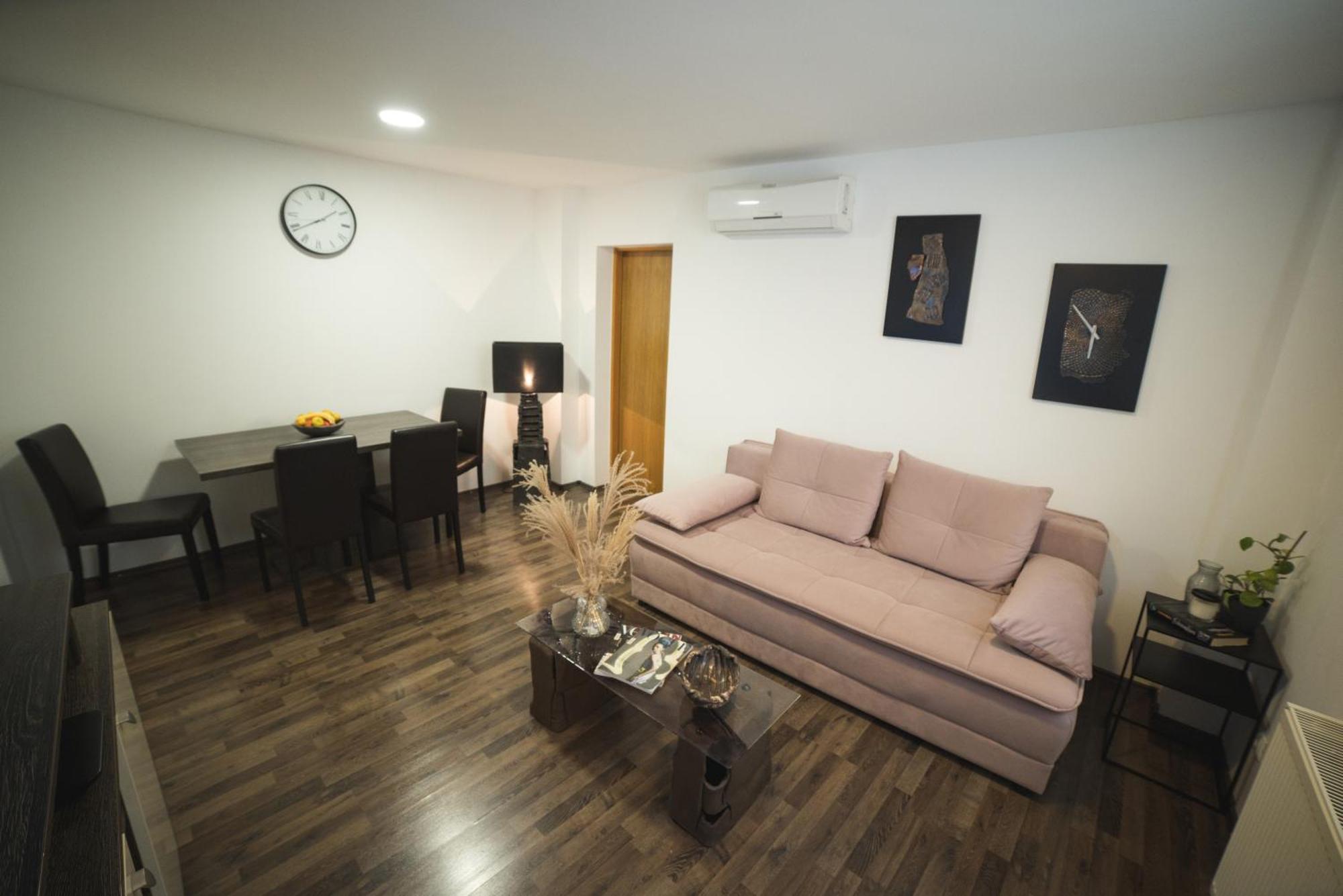Apartments Dijana Zagreb Exterior photo